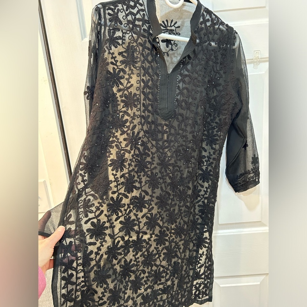 Black Embroidered Organza Cover Up Women Sz 42 US 12 Feminine Sexy Sheer Sequin - Picture 5 of 11